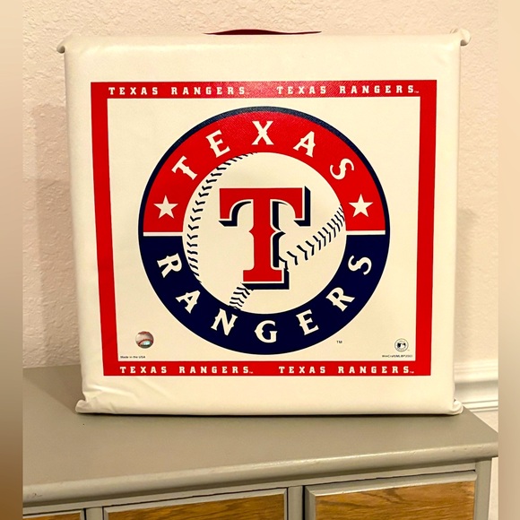 Texas Rangers MLB Vintage 2003 Stadium Seat Cushion Mint Condition 13x13 USA - Picture 1 of 5